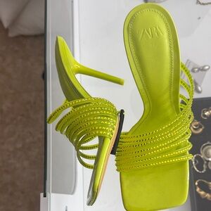 Zara Women's Bright Green Strappy Heels